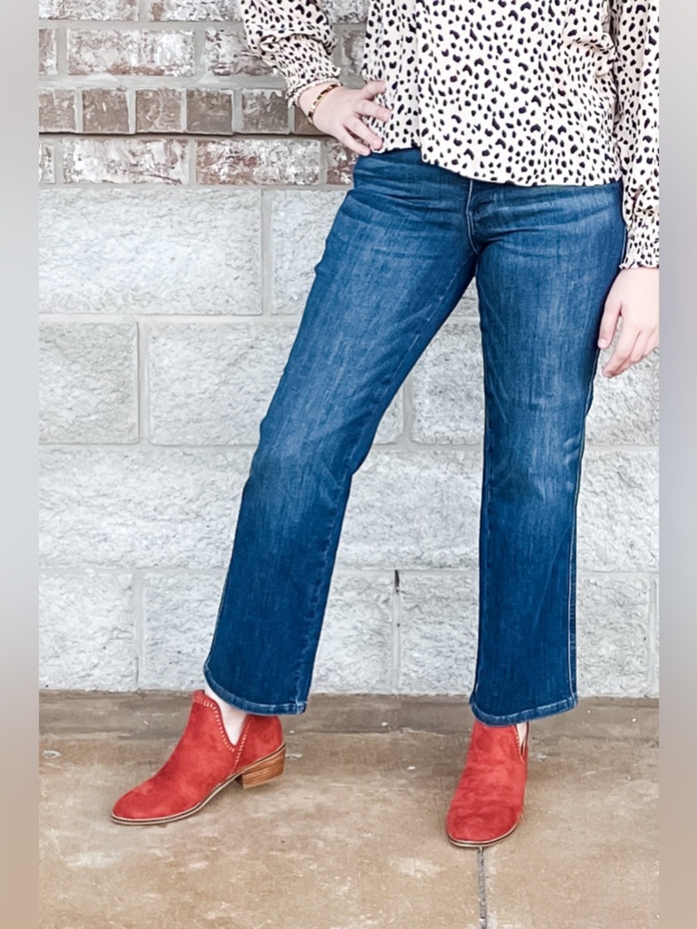 Judy Blue Tummy Control Petite Mid Rise Straight Leg Jeans 88861-PT-DK